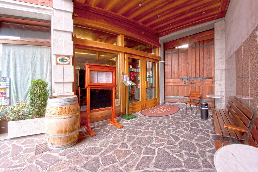 Hotel Cles Extérieur photo