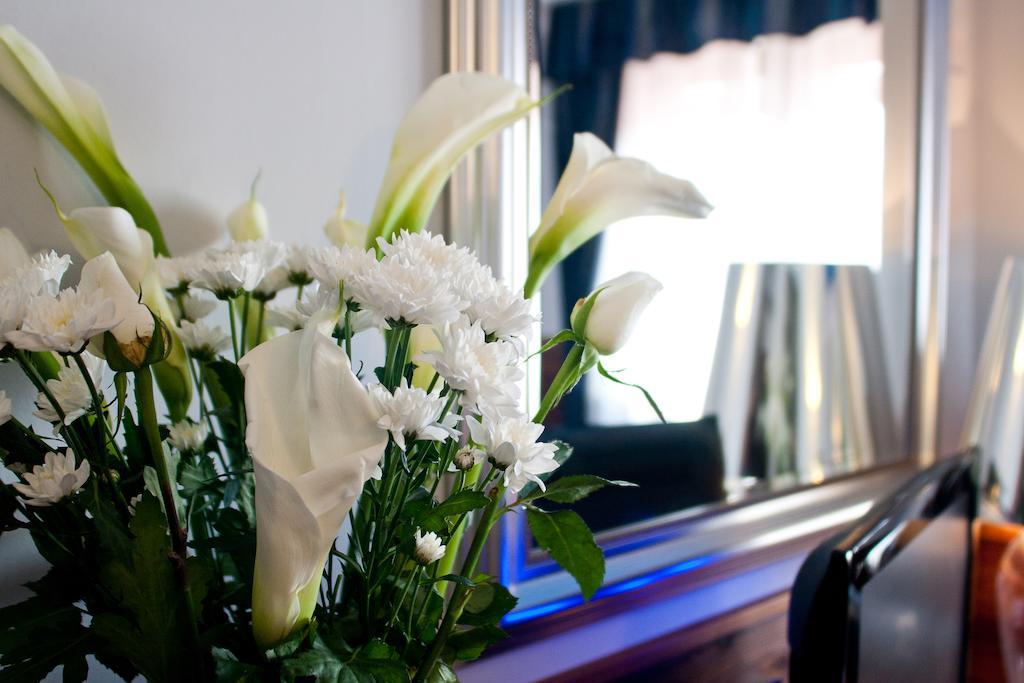 Hotel Cles Extérieur photo